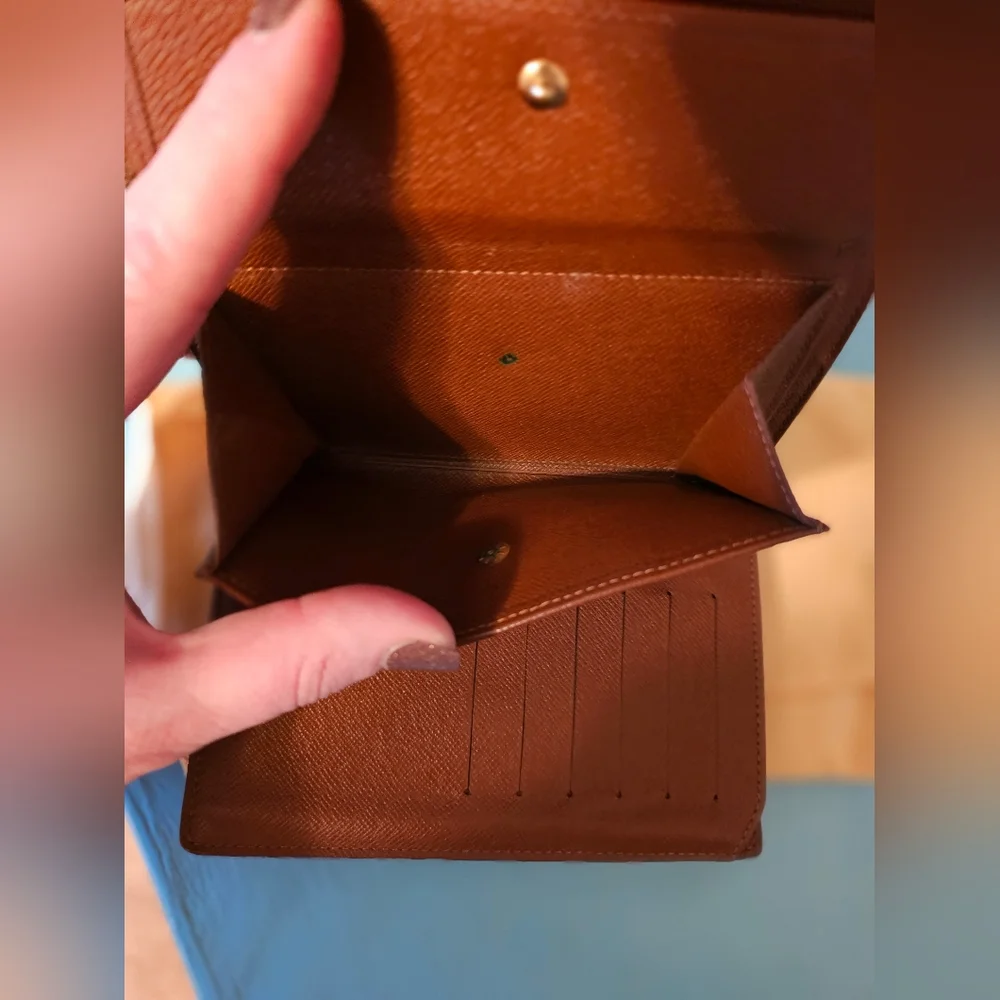 Louis Vuitton Porte Tresor Etui Papiers Monogram Wallet - Picture 10 of 15